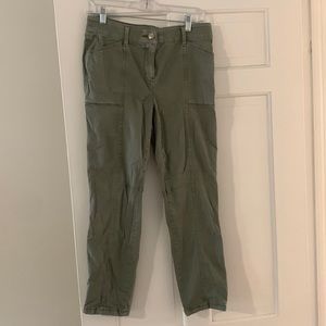 chicos army green cropped cargo pants